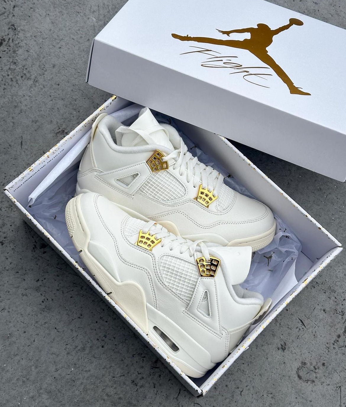 JORDAN 4 âMETALLIC GOLDâ â sneakervault.nz