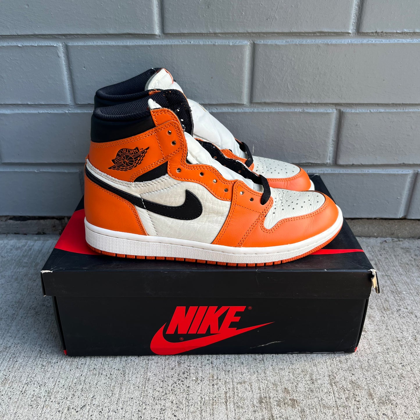 JORDAN 1 HIGH "REVERSE SHATTERED BACKBOARD" - PRELOVED PAIR (MENS US8)