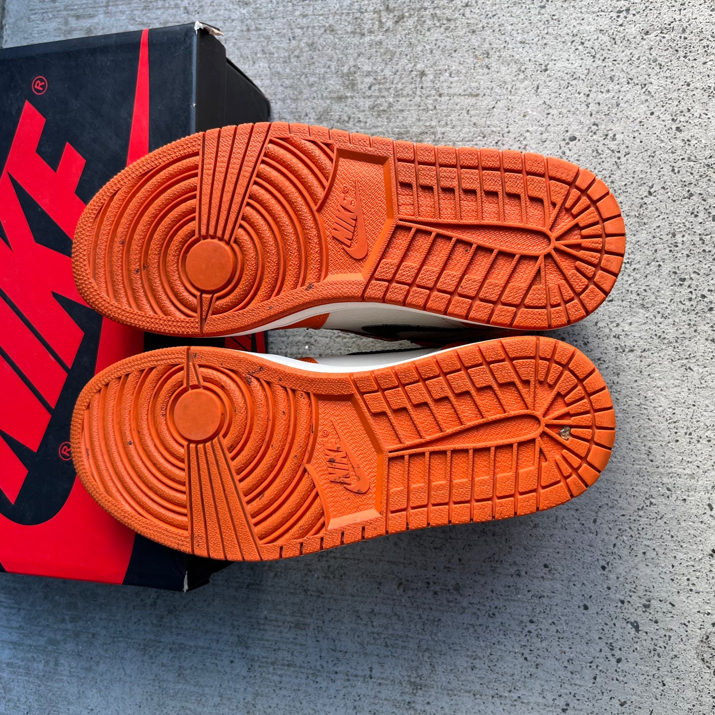 JORDAN 1 HIGH "REVERSE SHATTERED BACKBOARD" - PRELOVED PAIR (MENS US8)