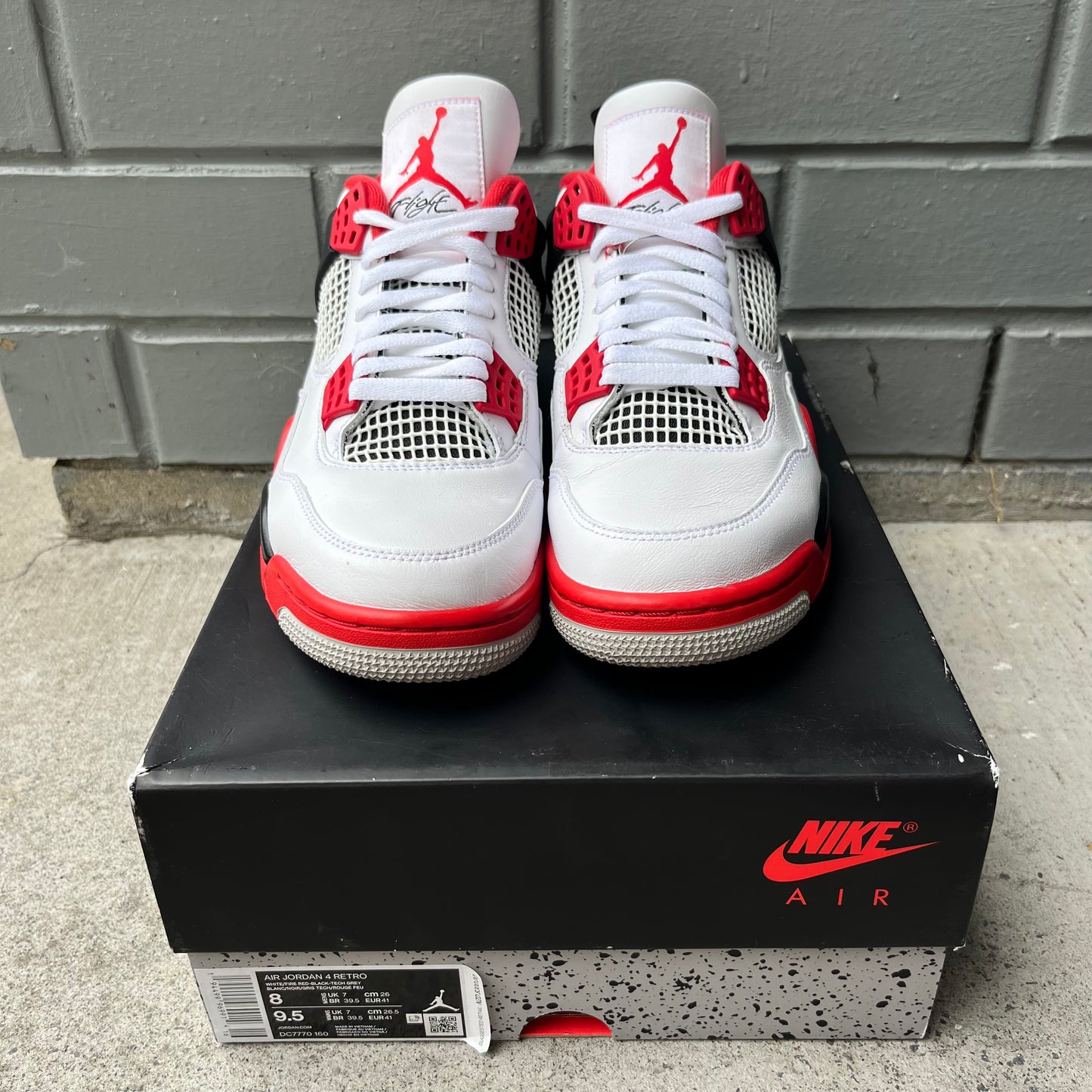 JORDAN 4 "FIRE RED" - PRELOVED PAIR (MENS US8)