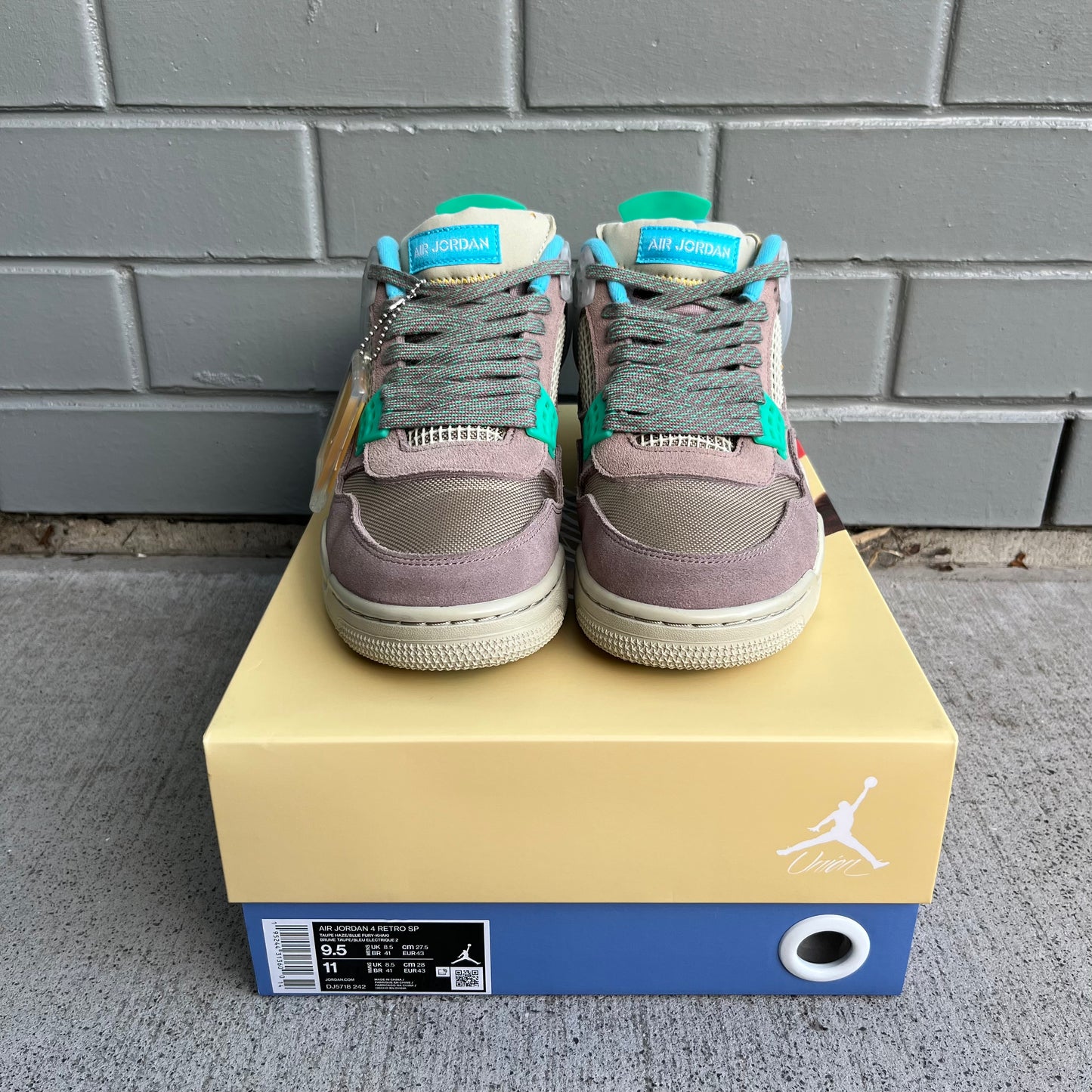 JORDAN 4 UNION "TAUPE HAZE" - PRELOVED PAIR (MENS US9.5)
