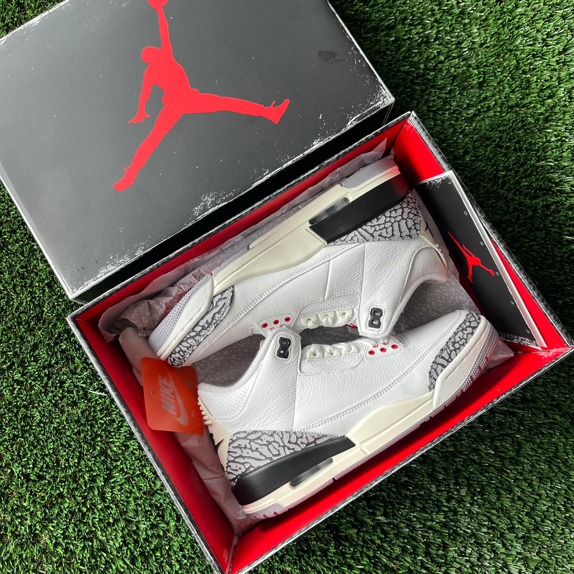 JORDAN 3 